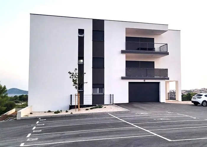 Filomena Apartment *